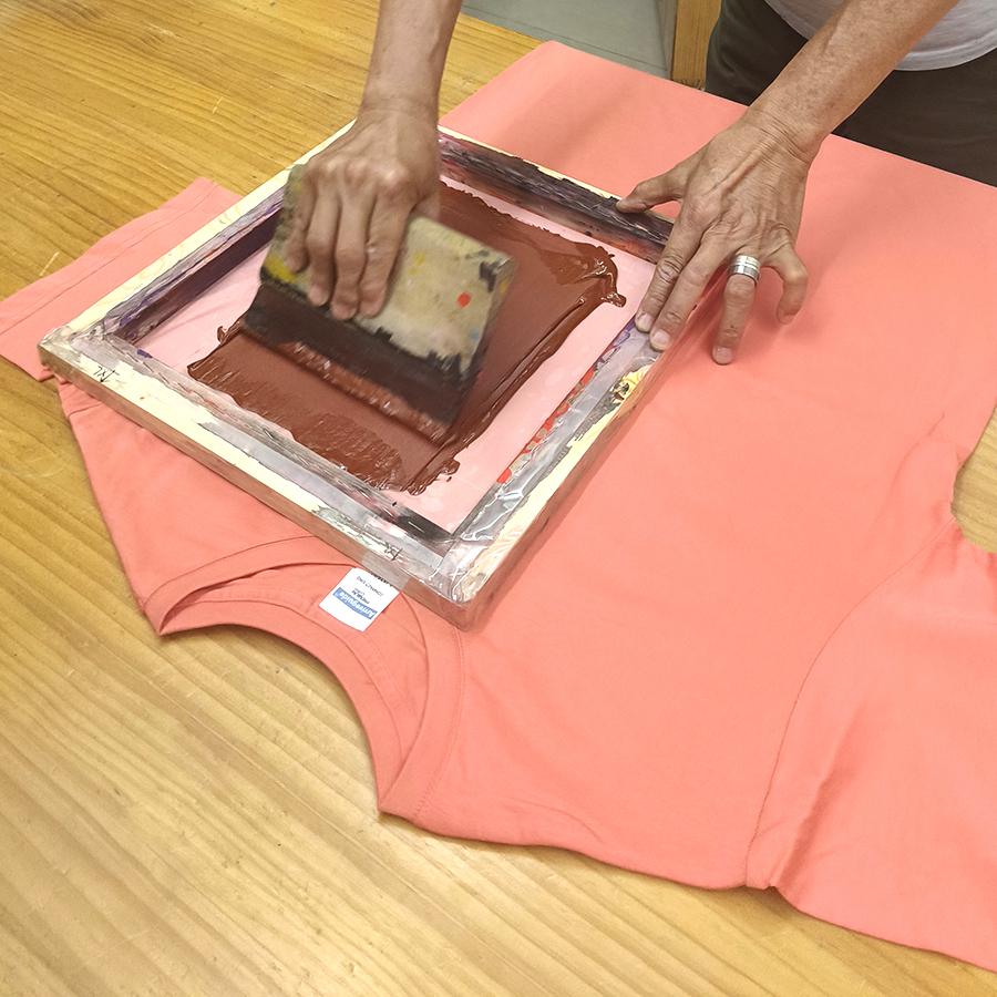 印刷工作圖與客製衣服代印流程 3